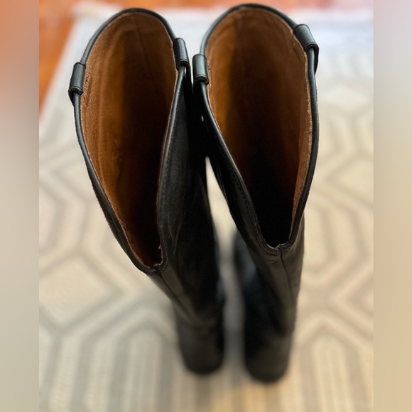 Frye Paige | Tall Boot | Black Leather - Picture 4 of 10